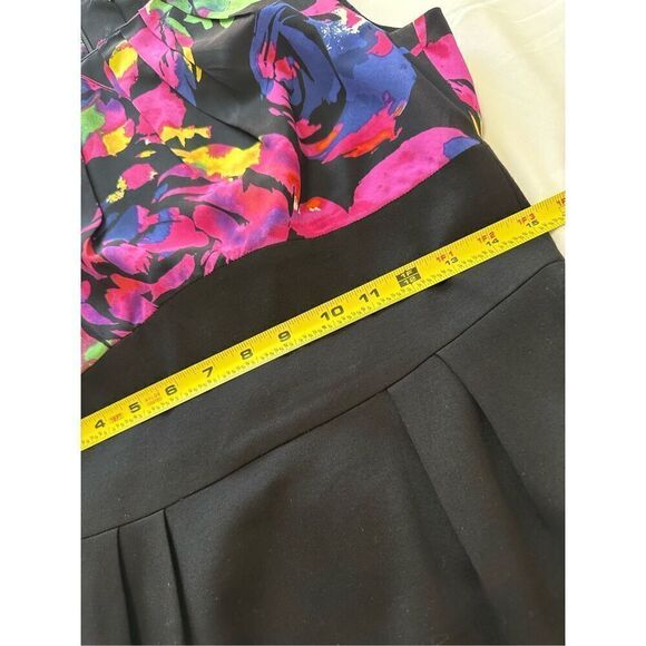 Trina Turk Black Multicolor Floral Print Cap Sleeve Silk Sheath Dress Size 8 - Picture 6 of 9